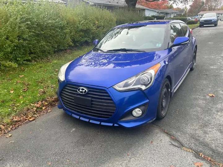 Hyundai Veloster