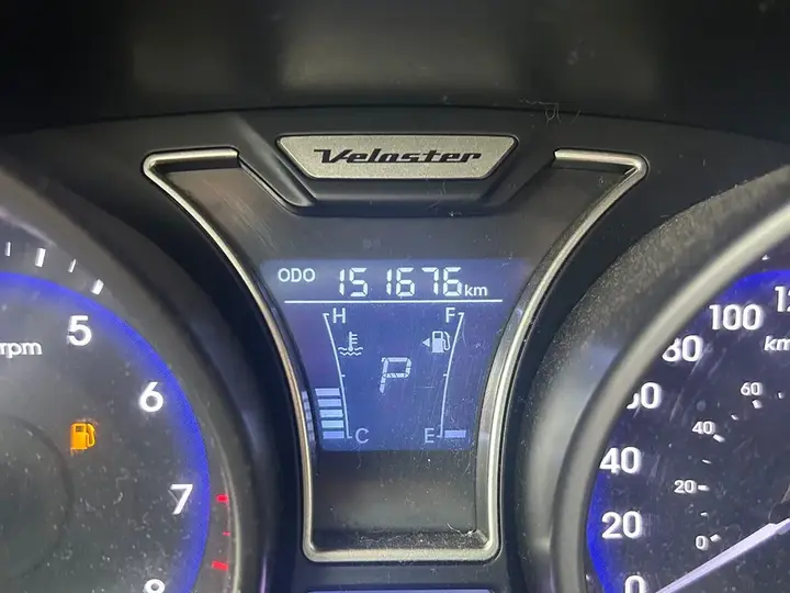 Hyundai Veloster 2013 photo 4