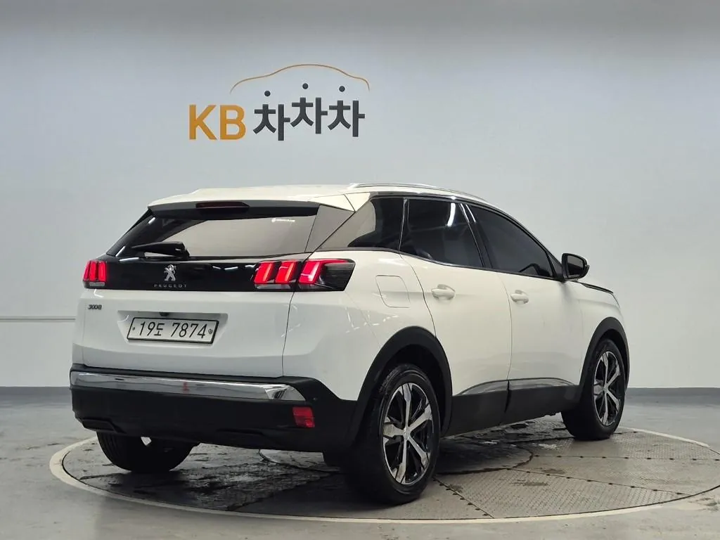 Peugeot 3008 2018 photo 3