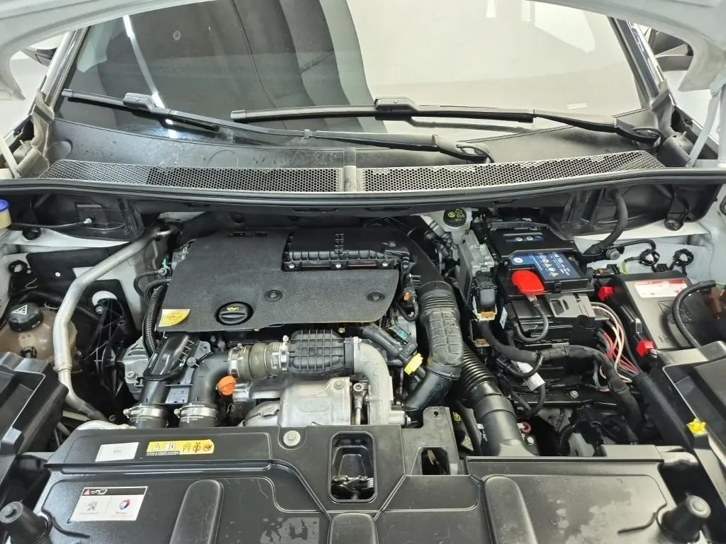 Peugeot 3008 2018 photo 5