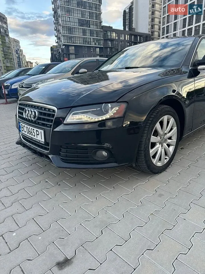 Audi A4 2011 photo 4