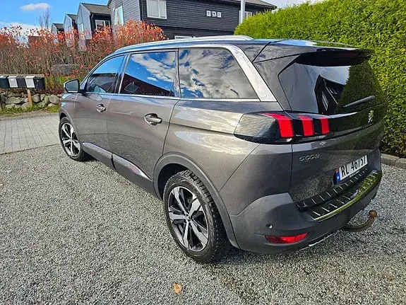 Peugeot 5008 2020 photo 4