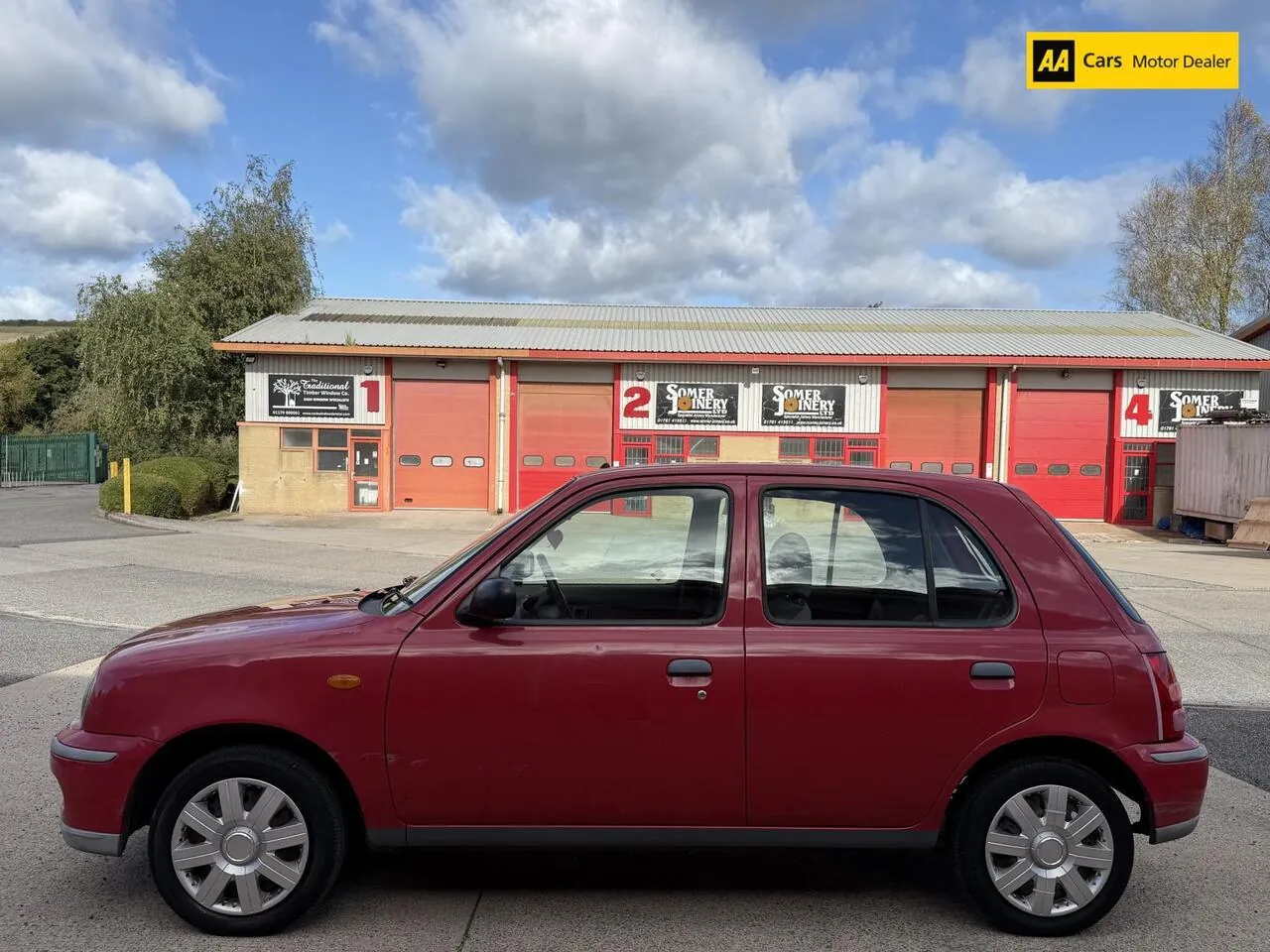 Nissan Micra 2003 photo 4