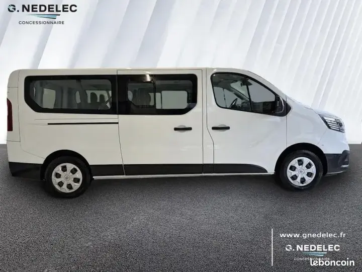Renault Trafic 2022 photo 4