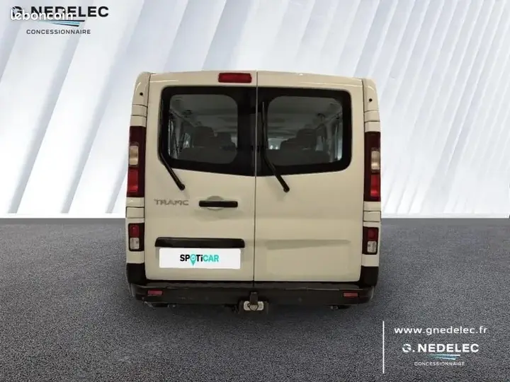 Renault Trafic 2022 photo 5