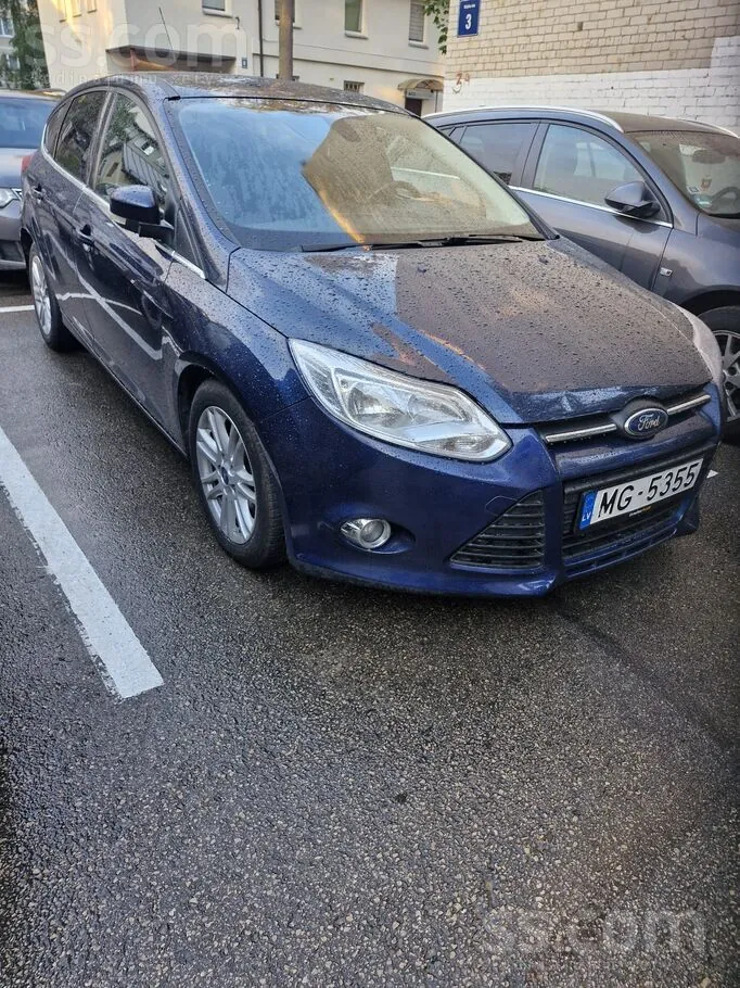 Ford Focus 2013 photo 2