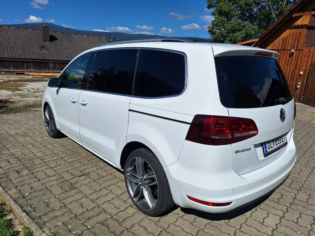 Volkswagen Sharan 2015 photo 2