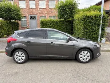 Ford Focus 2018 photo 2