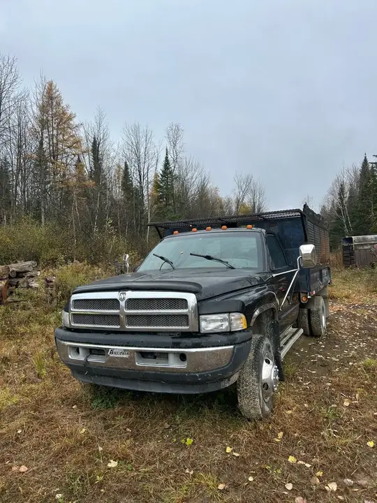 Dodge Ram 3500 1998 photo 2