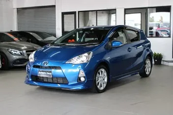 Toyota Aqua 2013 photo 4