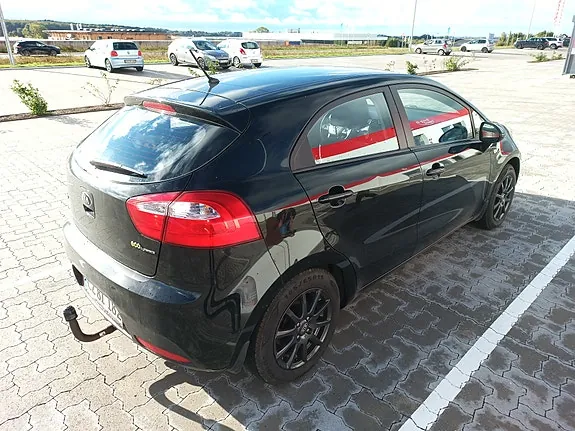 Kia Rio 2012 photo 3