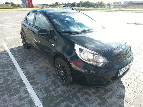 Kia Rio 2012 photo 2