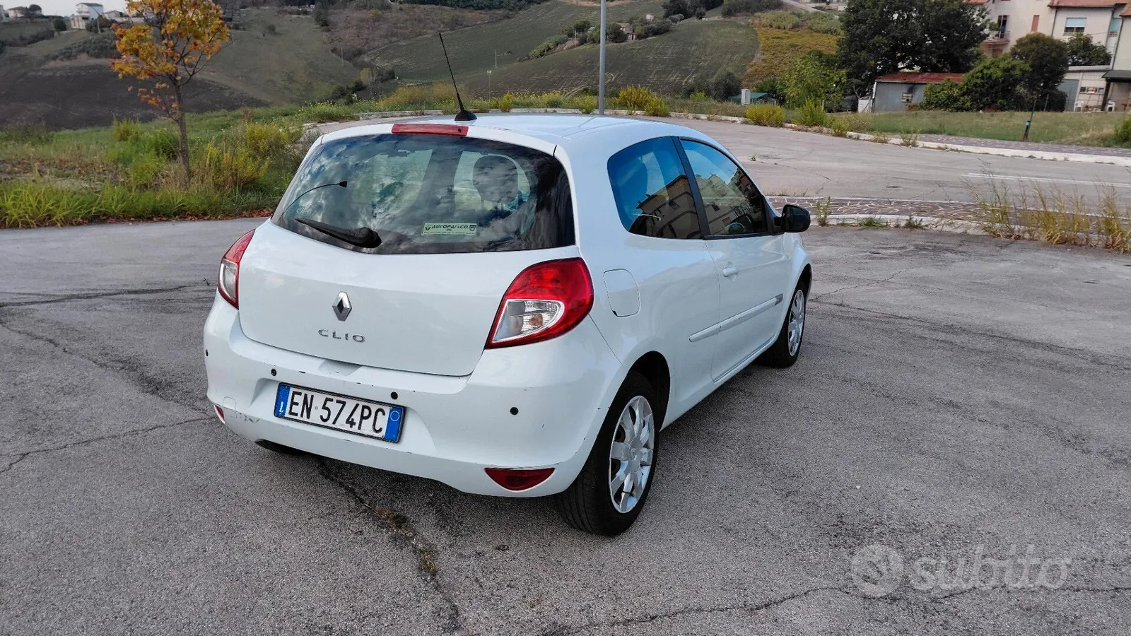 Renault Clio 2012 photo 5