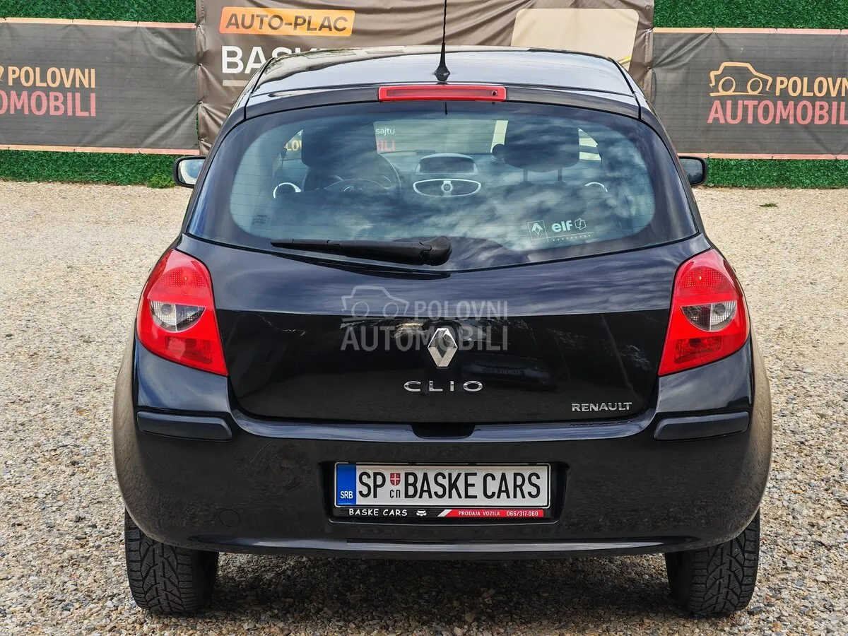 Renault Clio 2005 photo 5