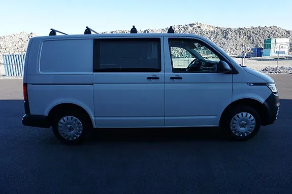 Volkswagen Transporter 2021 photo 4