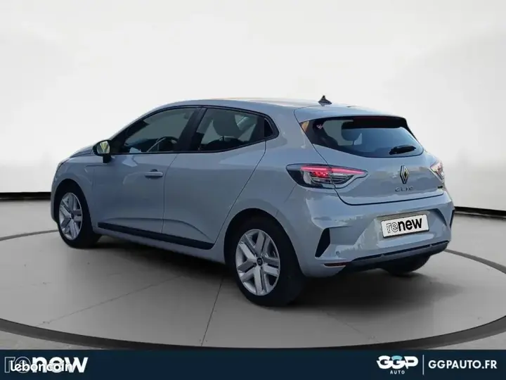 Renault Clio 2024 photo 3