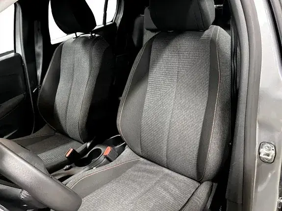 Peugeot 208 2025 photo 5