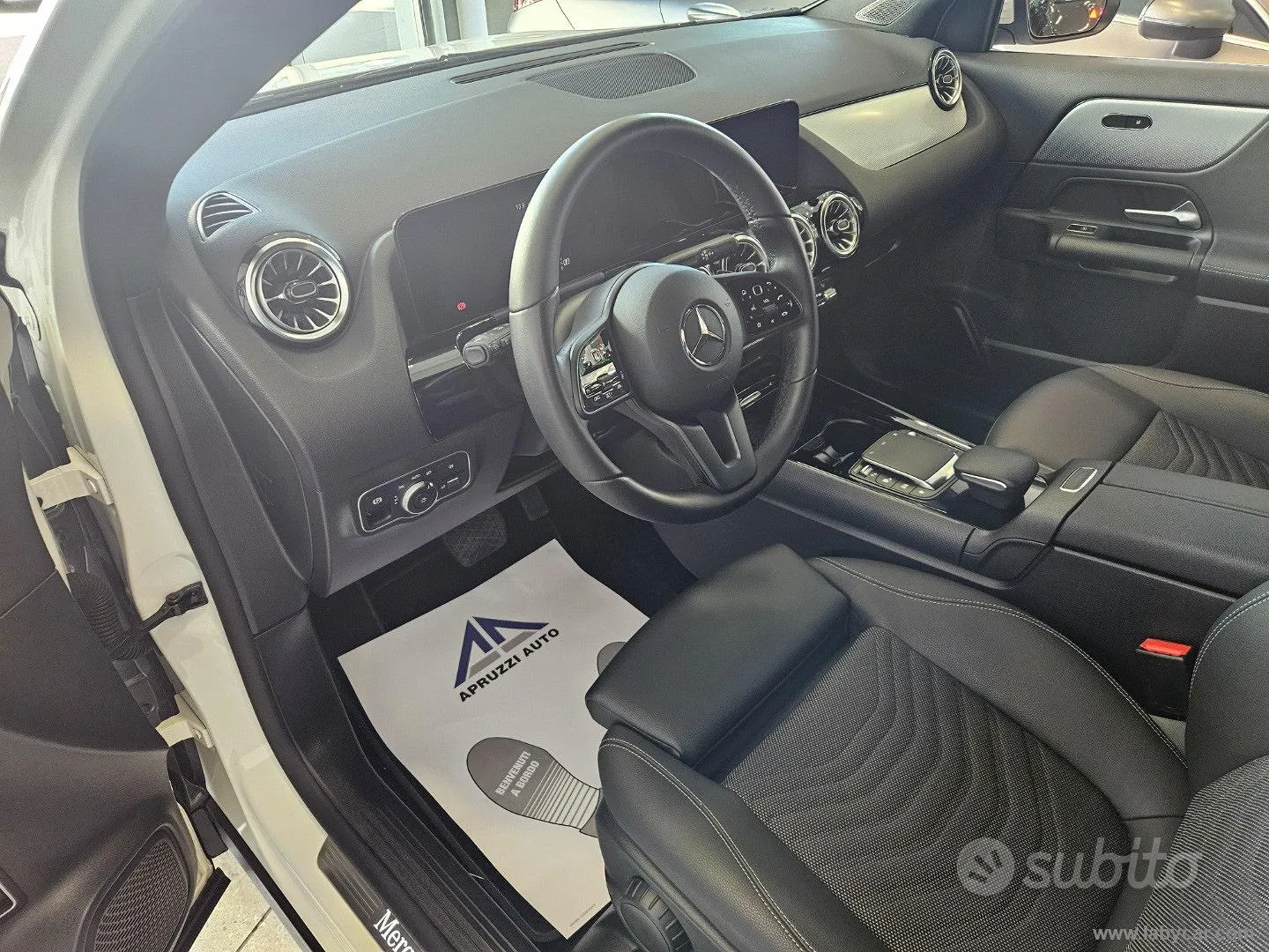 Mercedes-Benz Gla 2023 photo 4