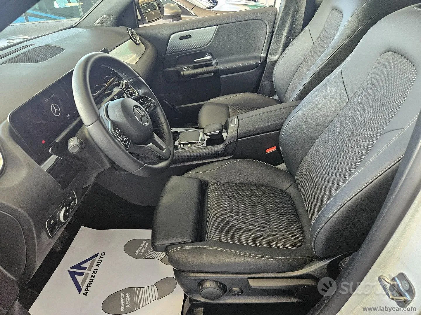 Mercedes-Benz Gla 2023 photo 5