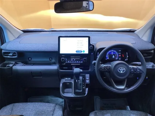 Toyota Sienta 2025 photo 5