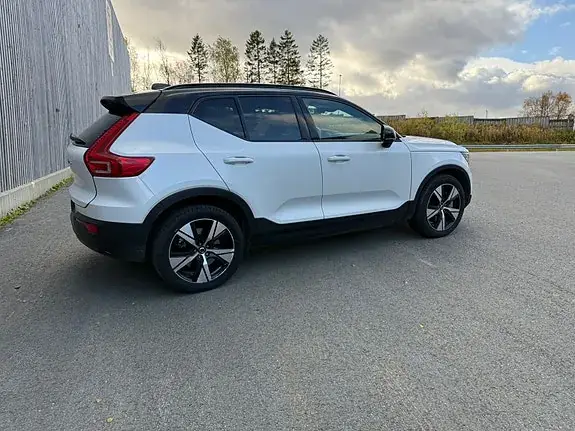 Volvo Xc40 2021 photo 4