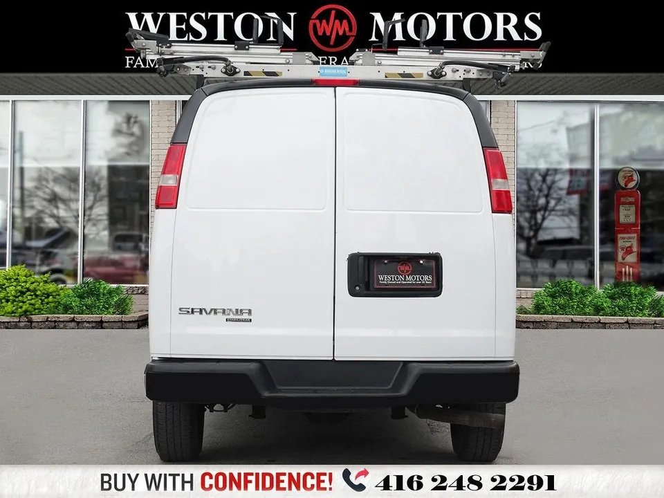 GMC Savana 2015 photo 5