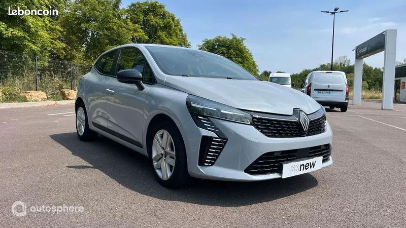 Renault Clio 2024 photo 3