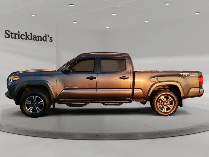 Toyota Tacoma 2017 photo 3