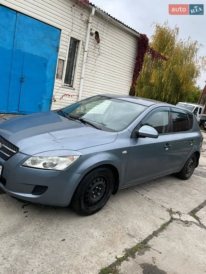 Kia Ceed 2008 photo 2