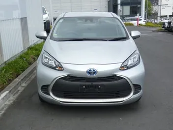 Toyota Aqua 2023 photo 4