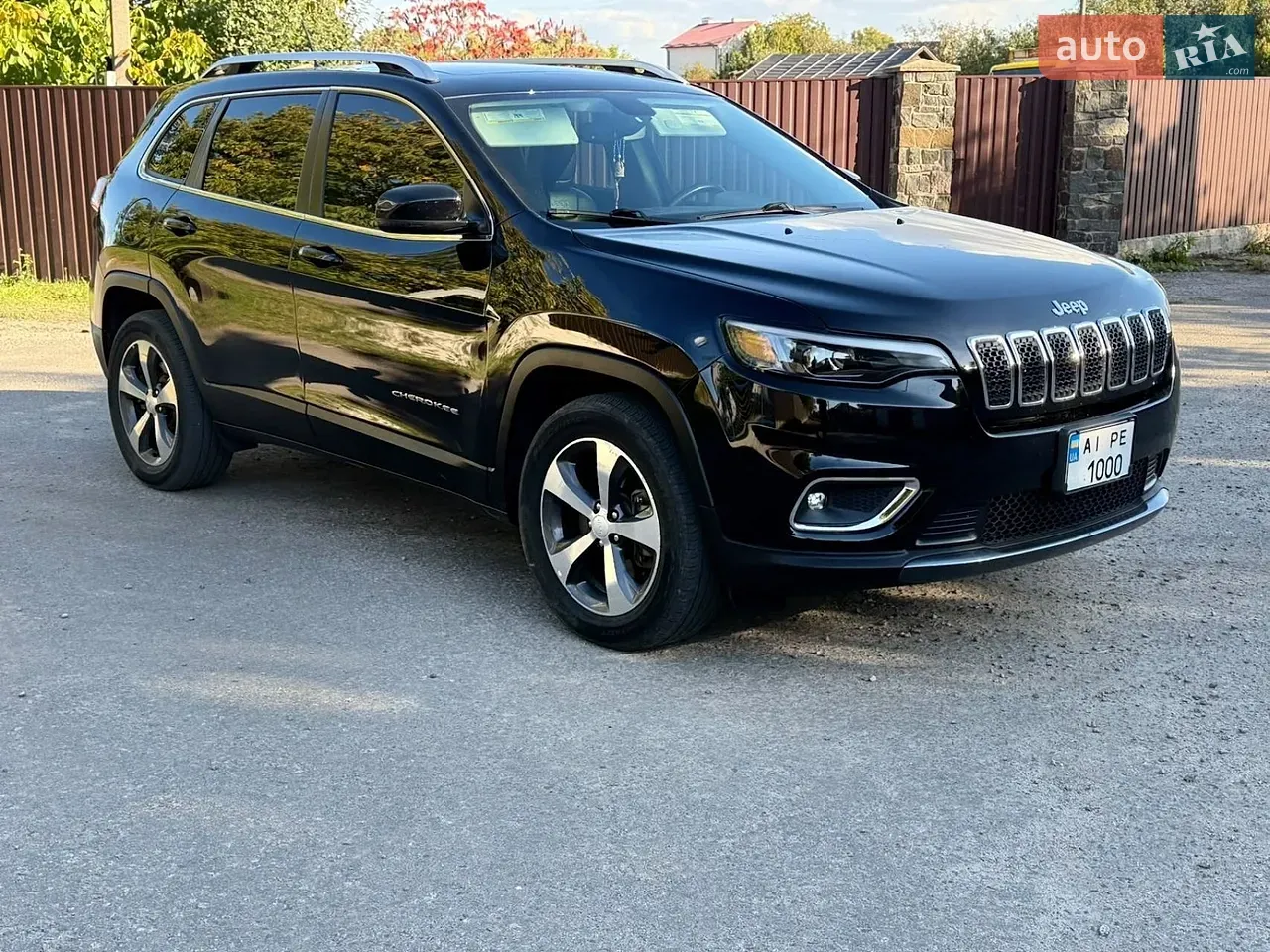 Jeep Cherokee 2019 photo 3