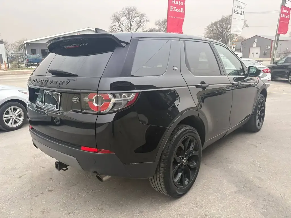 Land Rover Discovery Sport 2017 photo 5