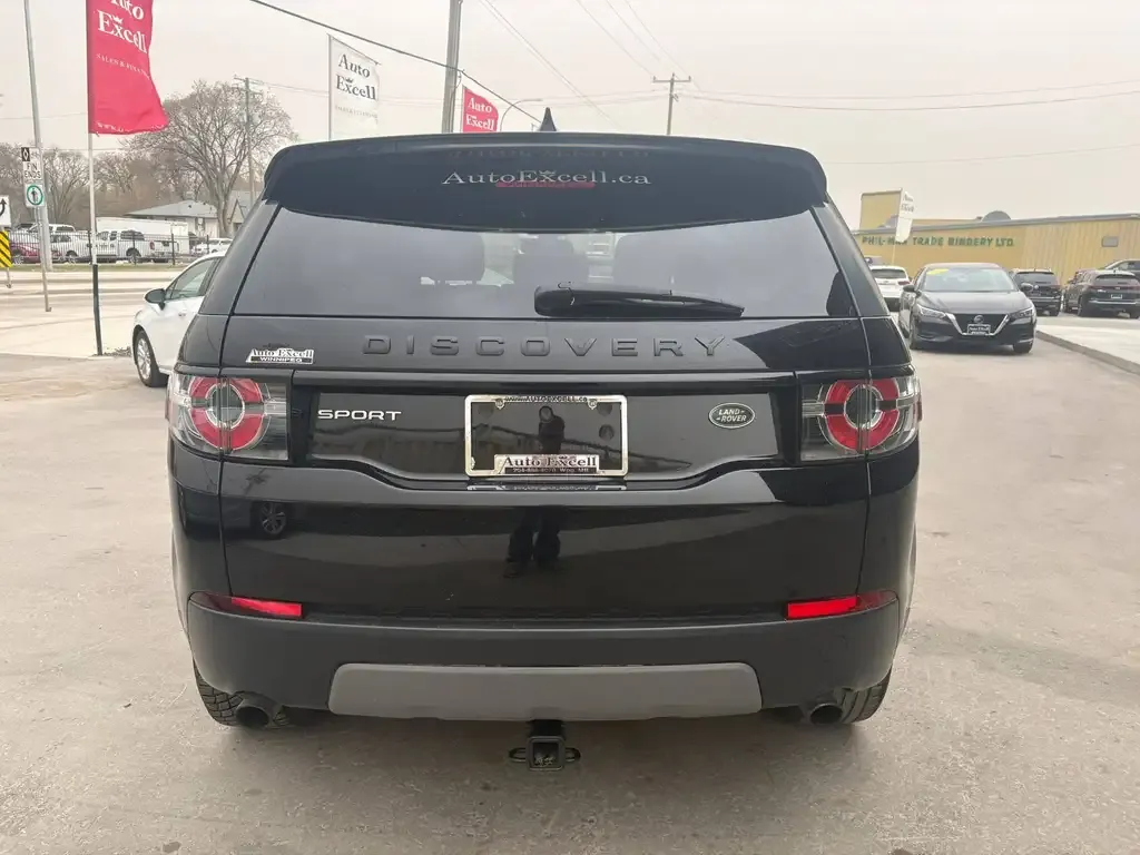 Land Rover Discovery Sport 2017 photo 4