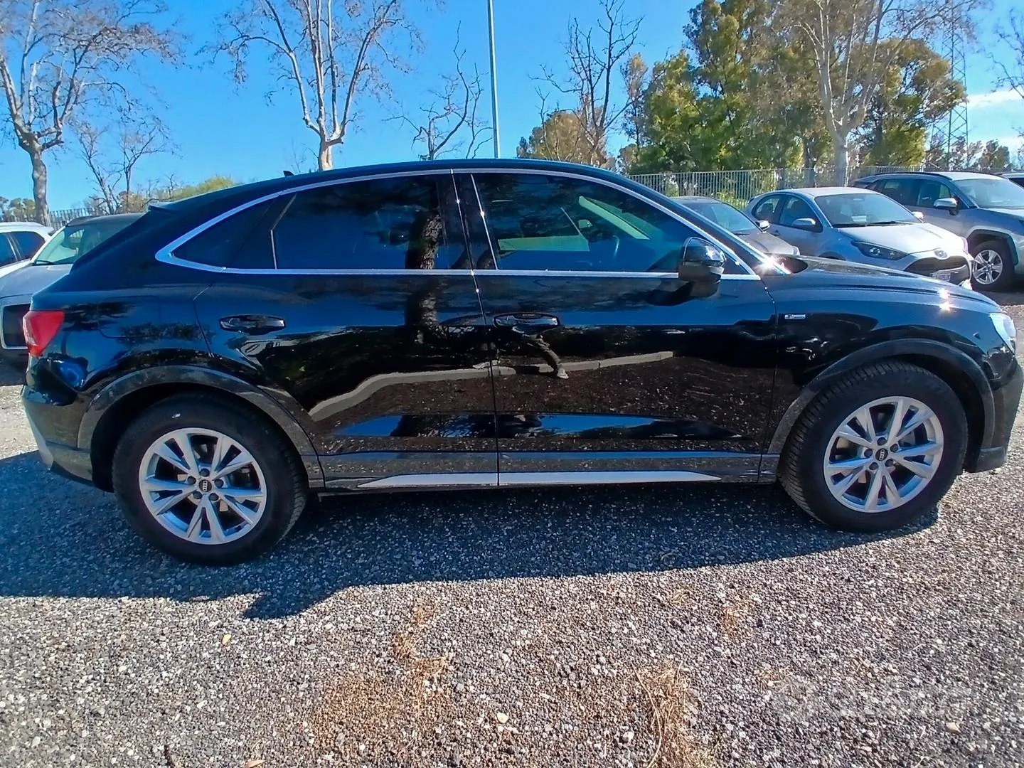 Audi Q3 2022 photo 4