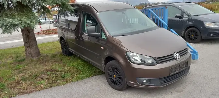 Volkswagen Caddy Maxi 2014 photo 2