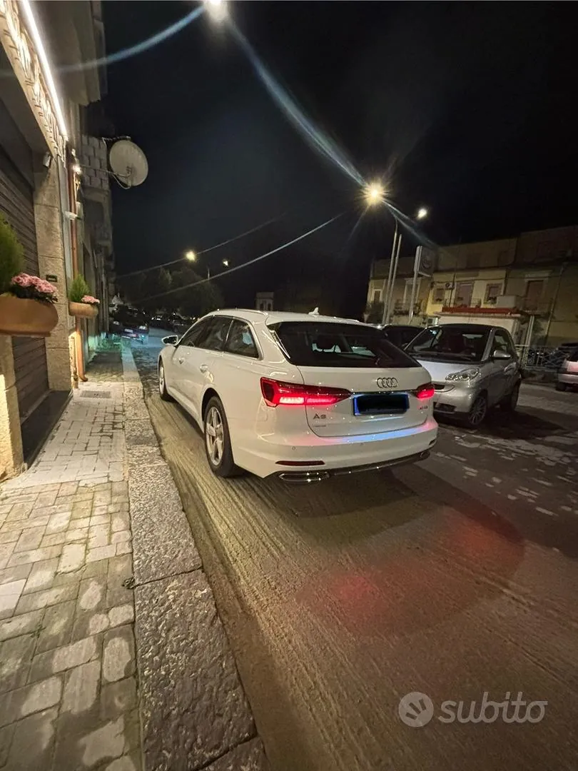Audi A6 2022 photo 2