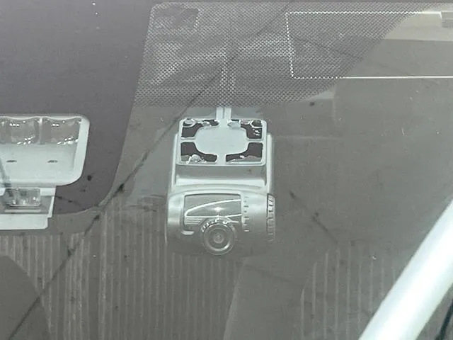 Toyota Vitz 2015 photo 4