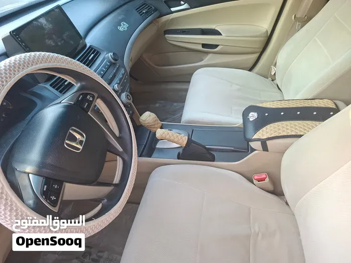 Honda Accord 2012 photo 2