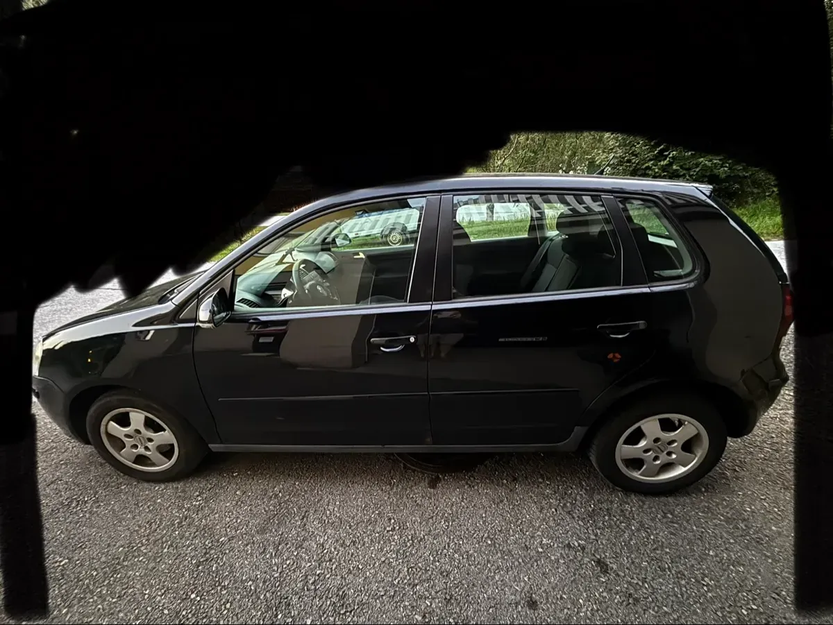 Volkswagen Polo 2005 photo 2