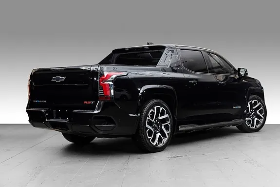 Chevrolet Silverado Ev 2024 photo 2