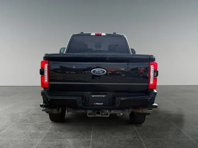 Ford Super Duty F-350 2023 photo 5