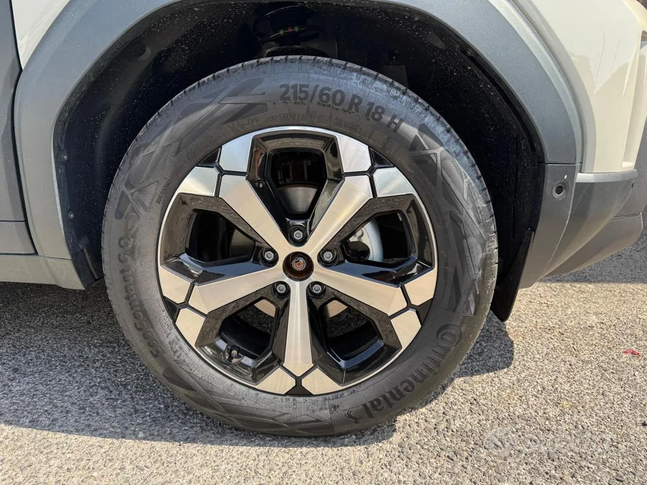 Dacia Duster 2024 photo 4