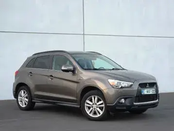 Mitsubishi Asx 2011 photo 2