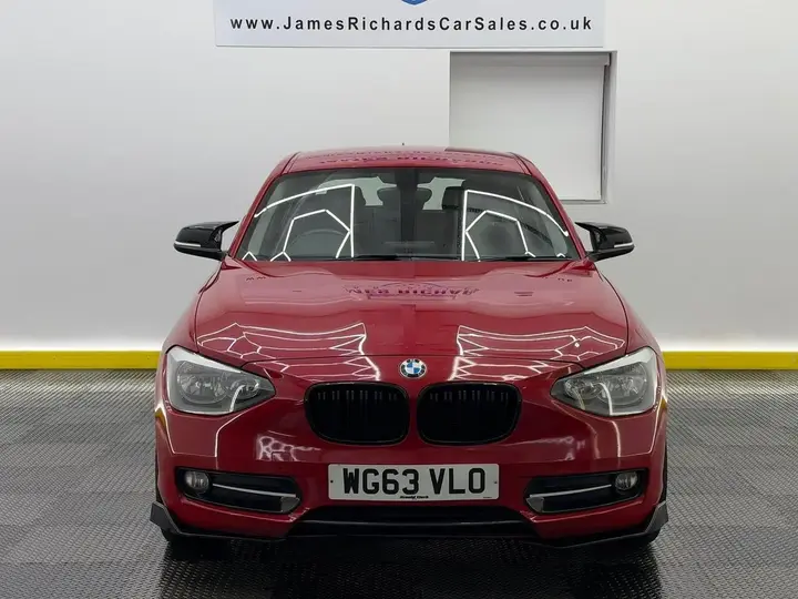 BMW 1 Series 2013 photo 2