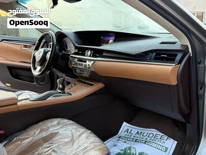 Lexus Es 350 2017 photo 3
