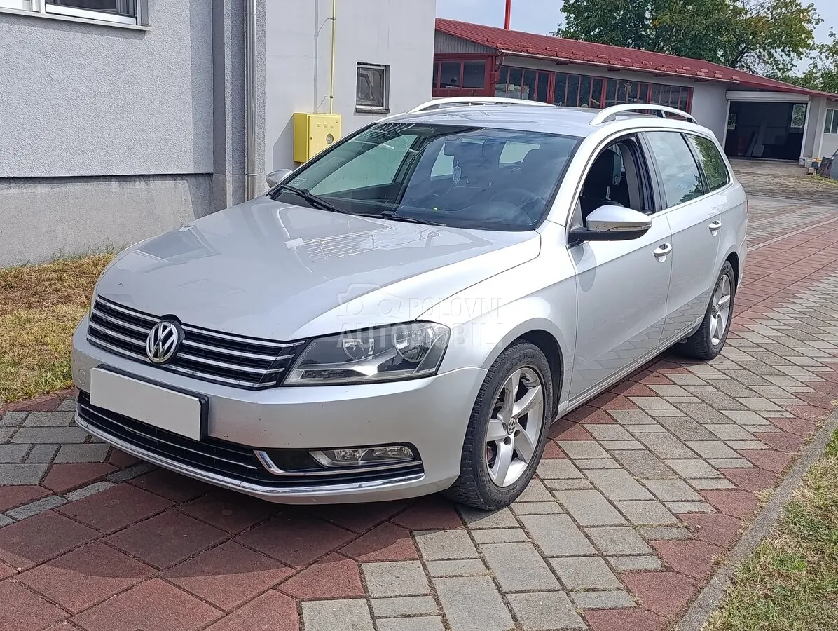 Volkswagen Passat 2011 photo 5