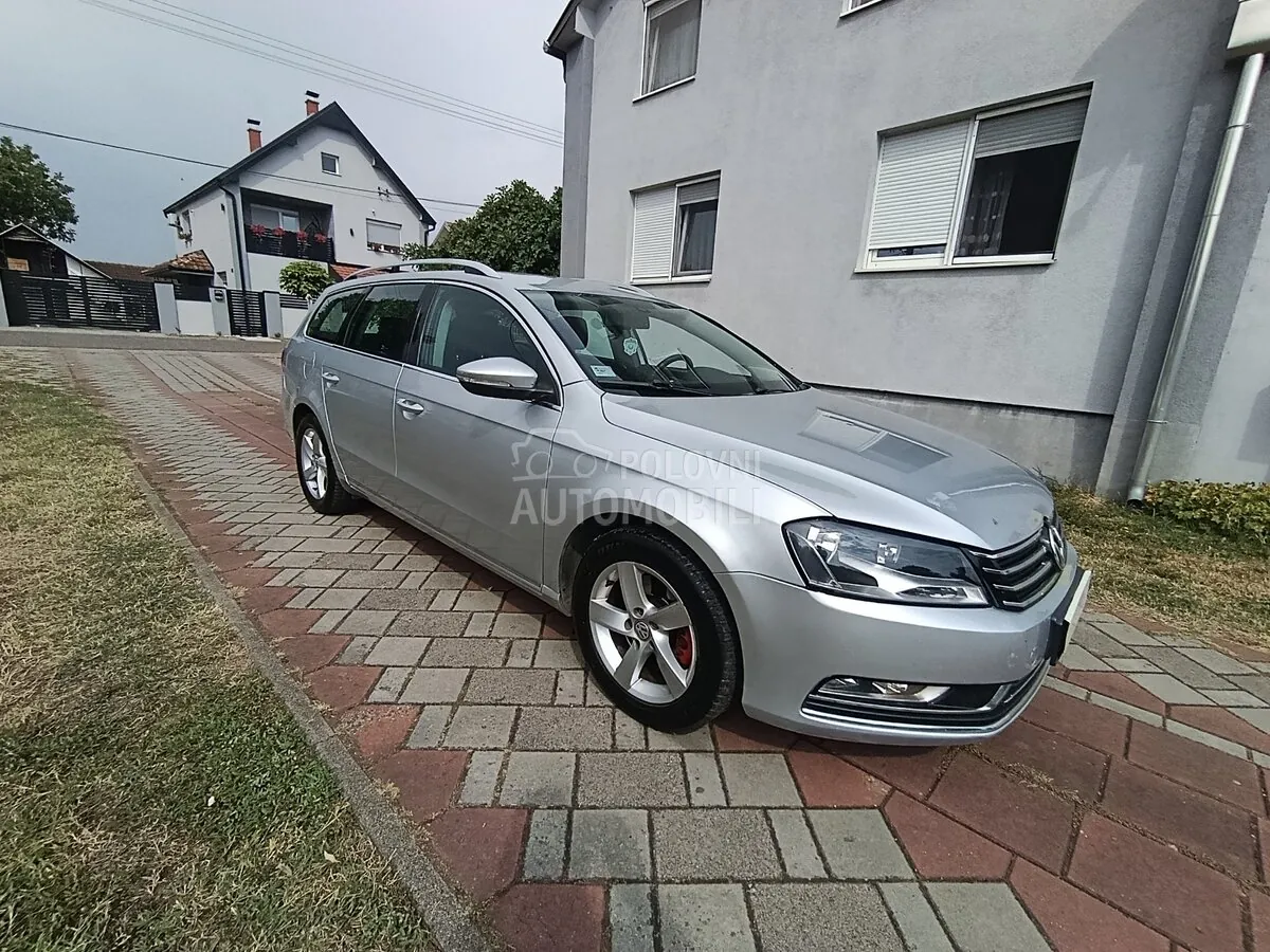Volkswagen Passat 2011 photo 4