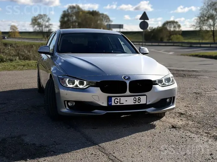 BMW 320D 2013 photo 2