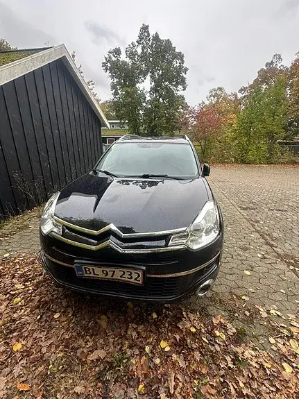 Citroen C-Crosser 2012 photo 2