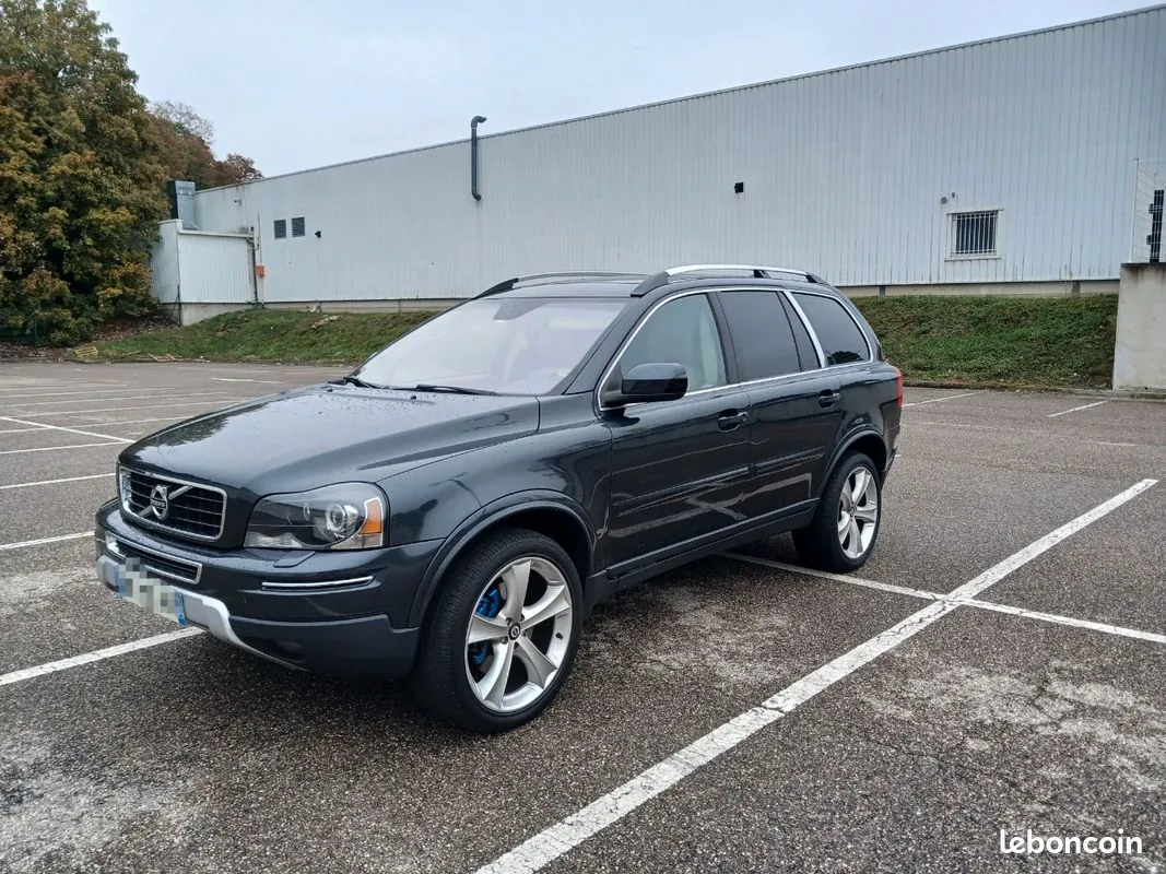 Volvo Xc90 2010 photo 2